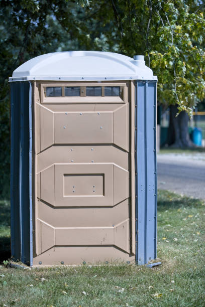 Best Porta potty rental near me  in Umatilla, FL