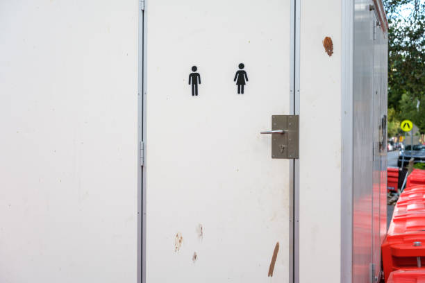 Best Portable restroom trailer rental  in Umatilla, FL